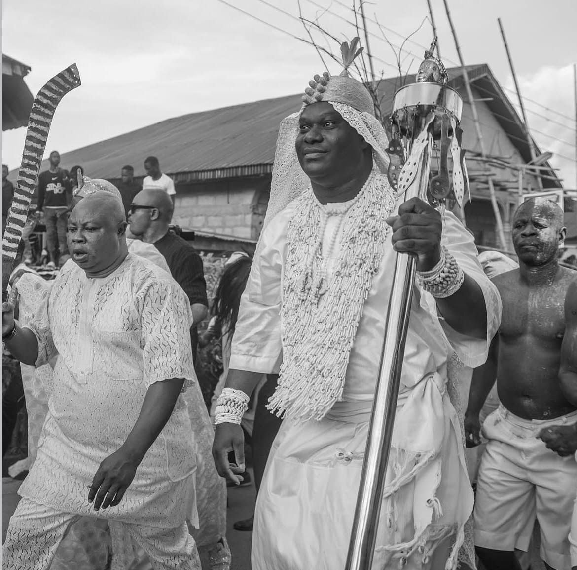 Comment repérer une arnaque marabout — Maître Luc, tradition vodun de Sakété