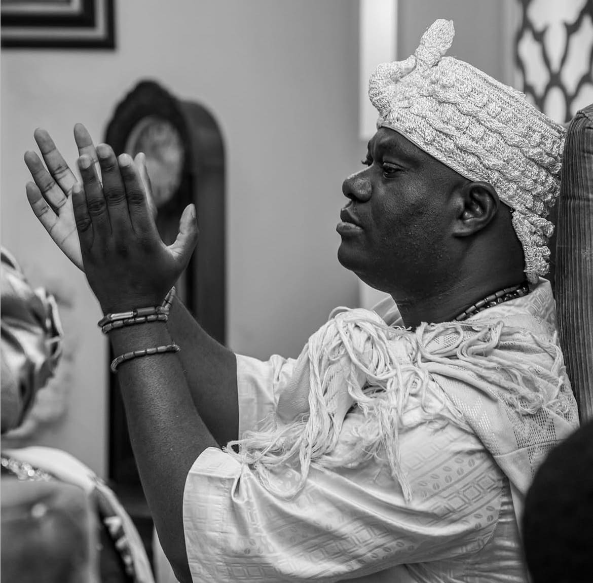 Comment repérer une arnaque marabout — les signaux d'alerte, Maître Luc